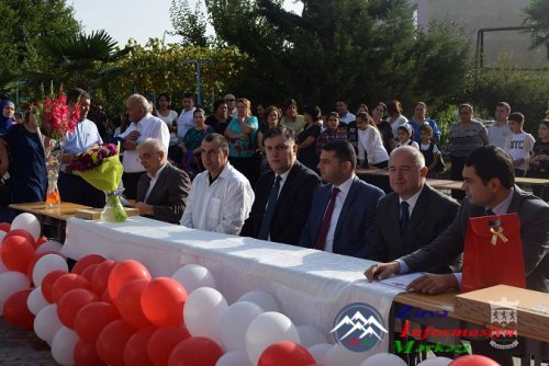 Nazir Paata Zakareişvili Marneuli ictimai məktəblərində qonaq oldu!