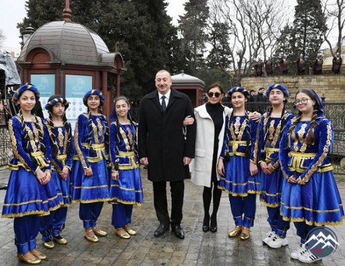 Prezident İlham Əliyev Novruz bayramı münasibətilə ümumxalq şənliyində iştirak edib